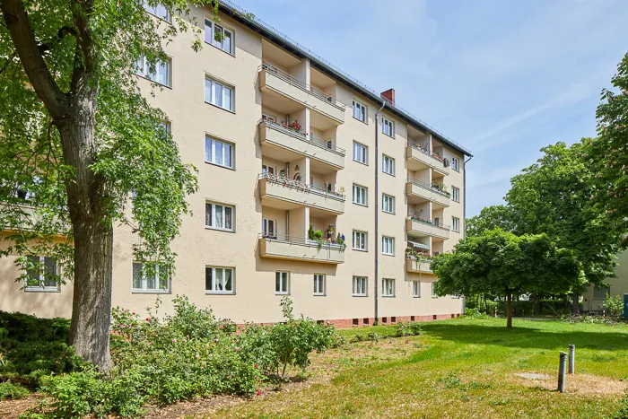 Helle  2 Zimmer Wohnung im Grünen — photo 1